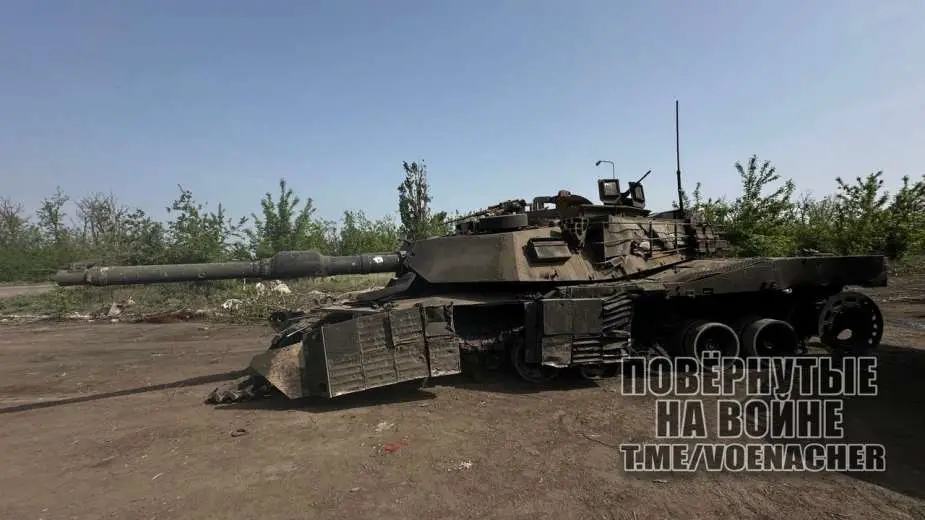Russian forces capture first American M1A1 Abrams tank in Ukraine 925 002