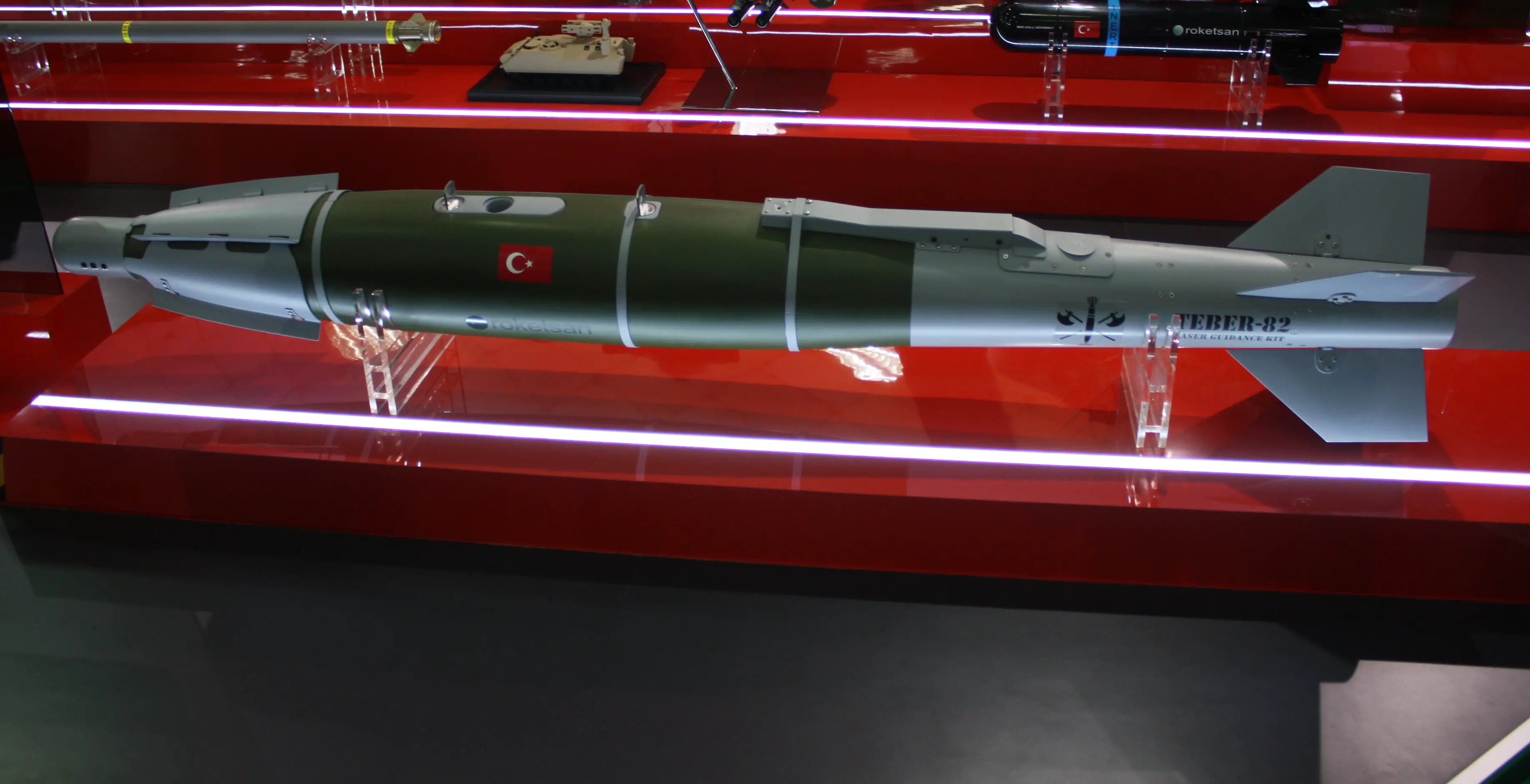 Roketsan exhibits the Teber system at DSA 2016 640 002