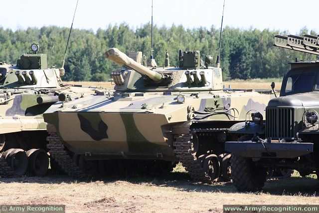 The Russian Army has taken delivery of the first batch of new modernised BMD-4M airborne armoured fighting vehicle. Eight vehicles were handed to the manufacturer Kurganmashzavod and delivered to the 106th Guards Airborne Assault Division, where the BMD-4M will perform trial tests. 