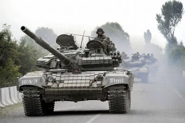 The Russian armed forces will replace the outdated T-72B1 main battle tanks by new modernized tank T-72BM for the troops deployed in Chechnya. This is a rearmament program fo the Southern Military District which started last year.