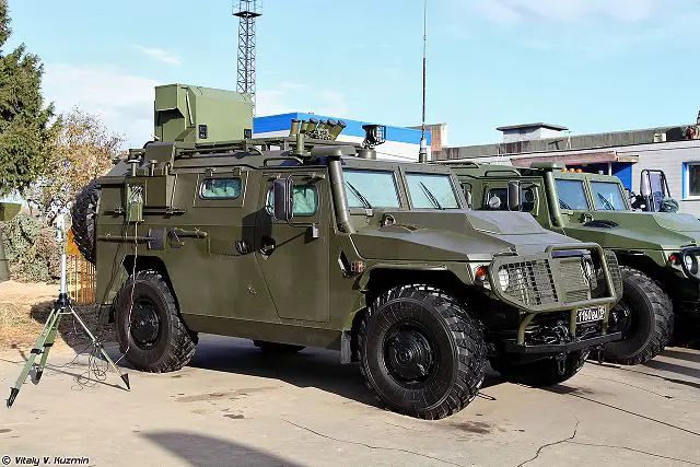 Russian National Guard (NG) personnel unveil a new scout vehicle and a new CBRN reconnaissance vehicle from the Tigr armored car, Yuri Martsenyuk, chief, Military Scientific Department, NG, has told journalists.