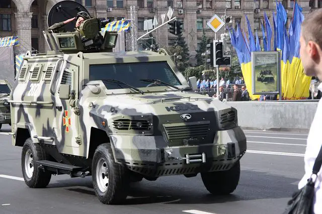 KRAZ_Cougar_4x4_APC_armoured_vehicle_personnel_carrier_Ukraine_Ukrainian_army_640_001.jpg