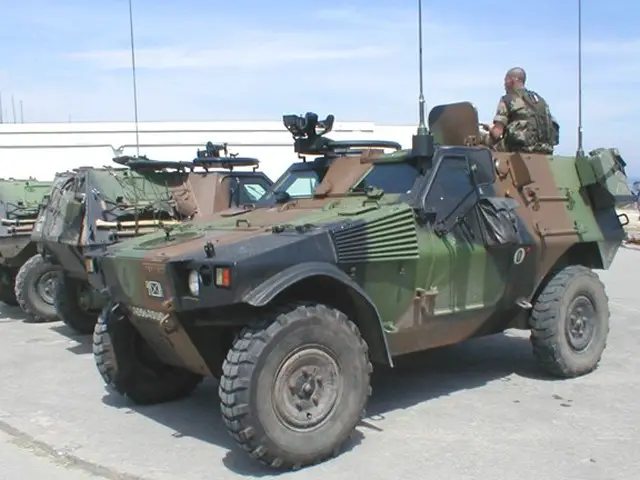 Panhard_VBL_light_wheeled_armoured_vehicle_640.jpg