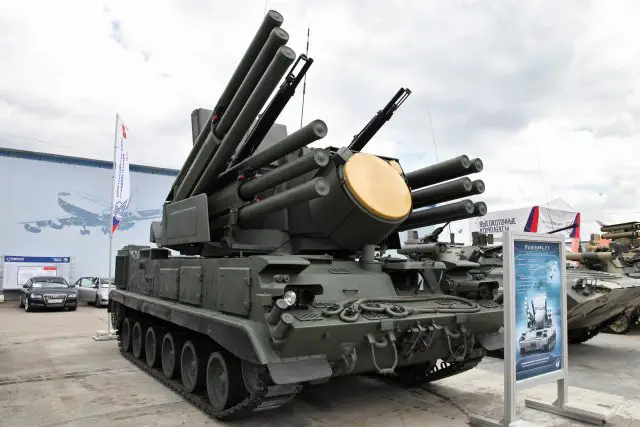 Russia is moving air defense systems modified for the harsh Arctic environment to key areas near its borders with Norway and the US, the US Army's Foreign Military Studies Office (FMSO) notes in its August 2015 report.