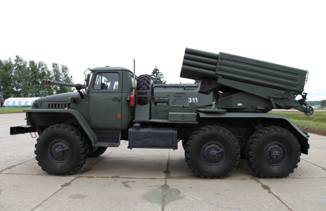 Russia s Armed Forces receive Tornado G multiple launch rocket systems 640 001
