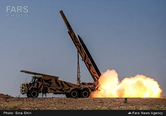 The Iranian Army Ground Force launched two Nazeat-10 (Naze'at) surface-to-surface missiles as part of an ongoing military drill in central Iran on Sunday, May 22, 2016. The Iranian Ground Force kicked off the massive exercise in deserts near the central city of Kashan in Isfahan province this morning.