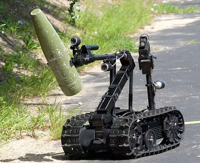 QinetiQ partners with Persistent Systems to Integrate MPU5 Radios into Unmanned Ground Robots