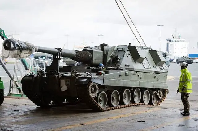 British AS90 155mm self-propelled howitzers from the 26 Regiment Royal Artillery are loaded at the port of Emden to be deployed in Estonia. (Picture British moD)