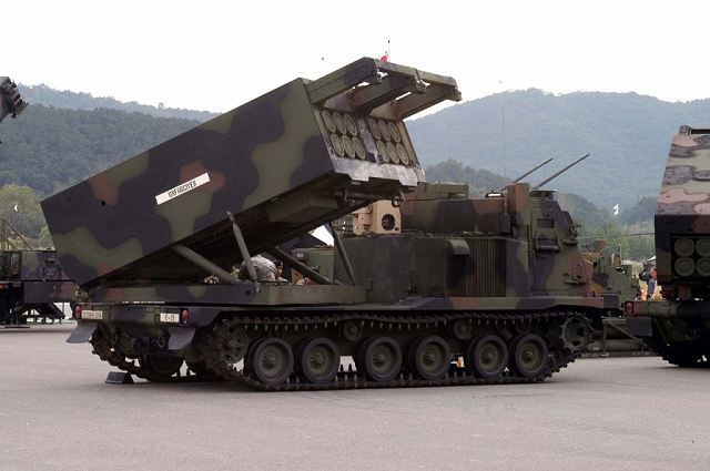 http://www.armyrecognition.com/images/stories/north_america/united_states/missile_vehicle_system/m270a1/pictures/M270A1_MLRS_Multiple_Launch%20_Rocket_System_US_United_States_Army_001.jpg
