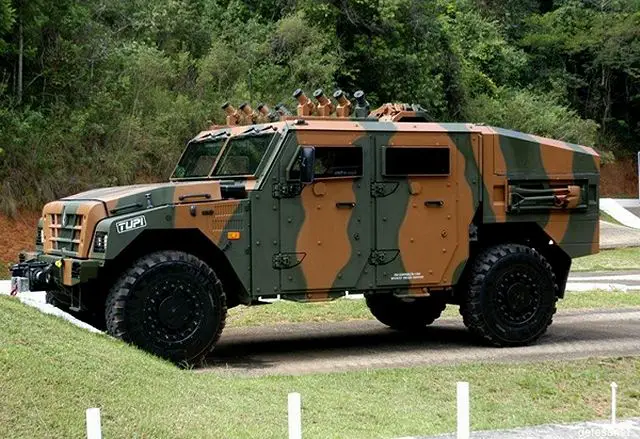 Tupi 4x4 light multirole vehicle Avibras Brazil Brazilian army military equipment defense industry 640 001