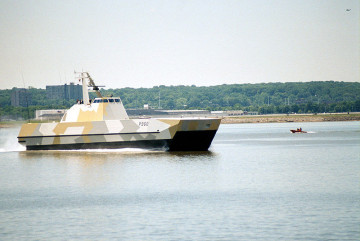Click to enlarge image 800px-Norwegian_missile_patrol_craft_KNM_Skjold_(P_690)_at_speed.jpg