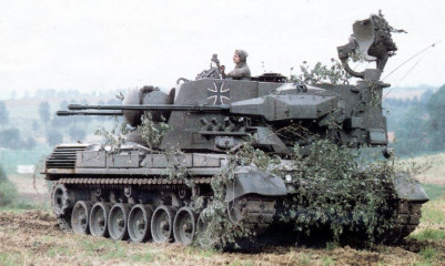 Click to enlarge image gepard_anti-aircraft_tracked_self-propelled_gun_armoured_vehicle_Germany_German_Army_012.jpg