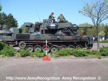 Click to enlarge image gepard_anti-aircraft_tracked_self-propelled_gun_armoured_vehicle_Germany_German_Army_027.jpg