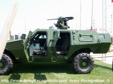 Click to enlarge image VBR_Panhard_Wheeled_Armoured_Vehicle_France_Army_French_05.jpg