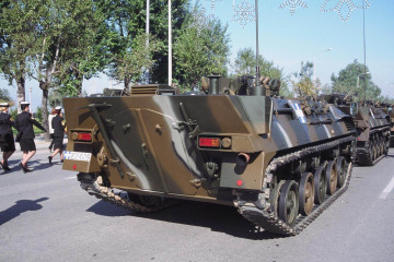 Click to enlarge image Leonidas_light_tracked_armoured_personnel_carrier_Greek_Hellenic_Army_Greece_001.jpg
