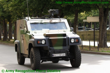 Click to enlarge image Bastille_Day_France_French_army_military_parade_14_July_2012_009.JPG