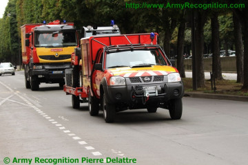 Click to enlarge image Bastille_Day_France_French_army_military_parade_14_July_2012_018.JPG