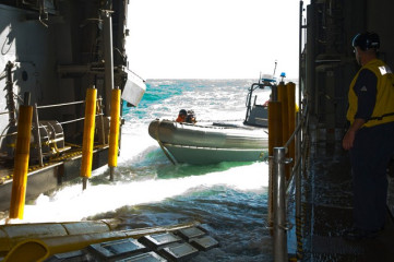 Click to enlarge image us_navy_littoral_combat_ship_lcs1-freedom12.jpg