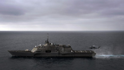 Click to enlarge image us_navy_littoral_combat_ship_lcs1-freedom16.jpg
