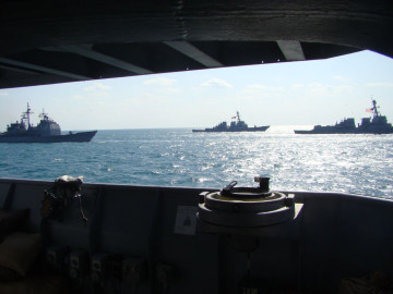 Click to enlarge image La_Motte_Piquet_Argyll_Abraham_Lincoln_Persian_Gulf_6.JPG