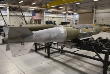 Click to enlarge image JDAM_Joint_Direct_Attack_Munition_precision_gps_guided_bomb_004.jpg