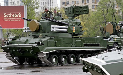 Click to enlarge image 2S6M_Tunguska_9K22M_tracked_self-propelled_air_defence_cannon_missile_system_Russia_Russian_army_010.jpg
