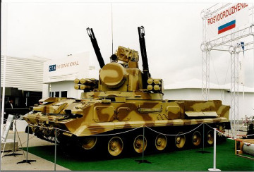 Click to enlarge image 2S6M_Tunguska_9K22M_tracked_self-propelled_air_defence_cannon_missile_system_Russia_Russian_army_015.jpg