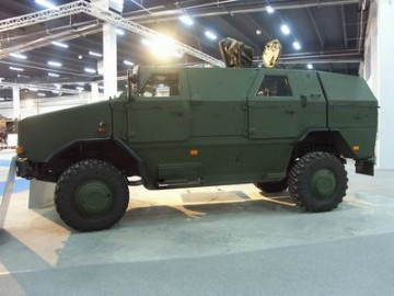 Click to enlarge image Dingo_2_Wheeled_armoured_vehicle_germany_03.JPG
