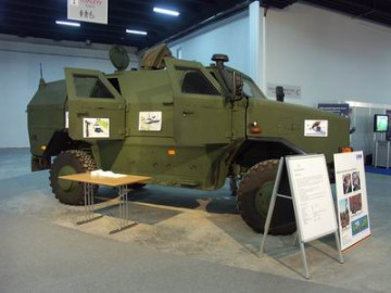 Click to enlarge image Dingo_2_Wheeled_armoured_vehicle_germany_06.JPG