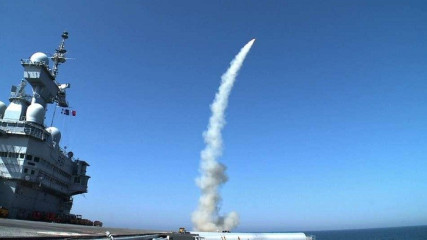 Click to enlarge image Aster-15-firing-charles-de-gaulle-carrier-3.jpg