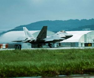 U.S. F-22 operations from Kadena during VALIANT SHIELD 2026 add a stealth air superiority layer to American deterrence near Taiwan and the East China Sea (Picture Source: U.S. Air Force)