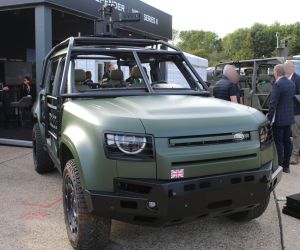 Defender Wolf Series II Mono Tactical Mobility Vehicle, displayed at DVD 2026 for the UK Light Mobility Vehicle programme, carries four personnel and a 1,000 kg payload with a 3,500 kg braked towing capacity. (Picture source: Army Recognition)
