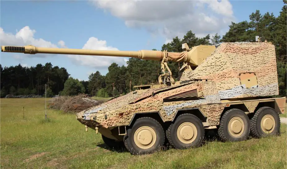 Boxer RCH 155 Germany most modern 8x8 self propelled howitzers analysis 925 001