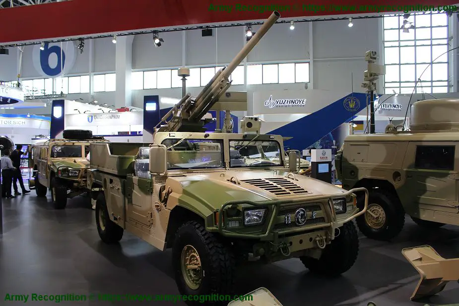 Dongfeng CS SS4 82mm self propelled mortar system AirShow China 2018 Zhuhai 925 001