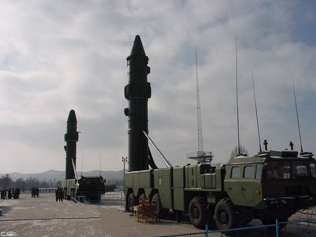China has recently developed a more advanced DF-25 medium-range ballistic missile based on the existing DF-21. The development follows India's unveiling of its Agni-V intercontinental ballistic missile, reports the Qingdao News website.
