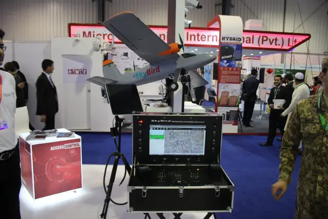 The Pakistani company Focus Technologies presents its SkyBird UAV at IDEAS 2016 002
