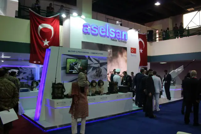 The Turkish Aselsan presents its Aselpod at IDEAS 2016 001