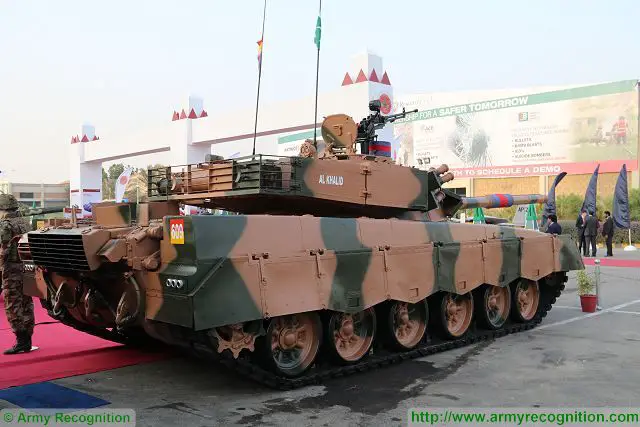 At IDEAS 2016, the Colonel Rizwan Rasul from Heavy Industries Taxila has announced the development of a new version of the Pakistani-made main battle tank (MBT) Al-Khalid. Currently the Al-Khalid 1, the second generation of this tank is the backbone of the Pakistani Armed Forces. 