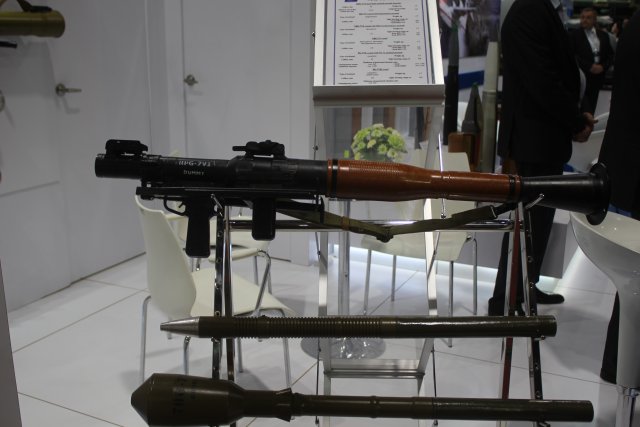 Bazalt is exhibiting for the first time its new antitank grenade launcher at Defense and Security 640 001