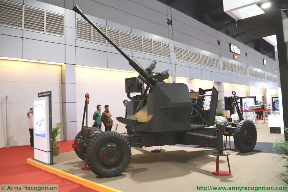 L70 modernized version 40mm anti aicraft gun India Defense and Security Thailand 2017 in Bangkok 925 001