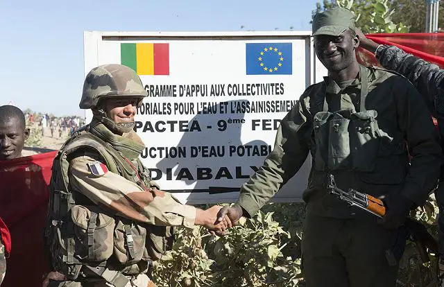 The French Ministry of Defence confirmed that the cities of Diabaly and Douentza are now under the control of the Malian troops since Monday morning, January 21, 2013. Malian armed forces will be supported by the French soldiers based in Niono and Mopti-Sévaré to recapture the cities. Cities occupied by the Islamist rebels are located respectively from 400 and 800 km northeast of the capital Bamako