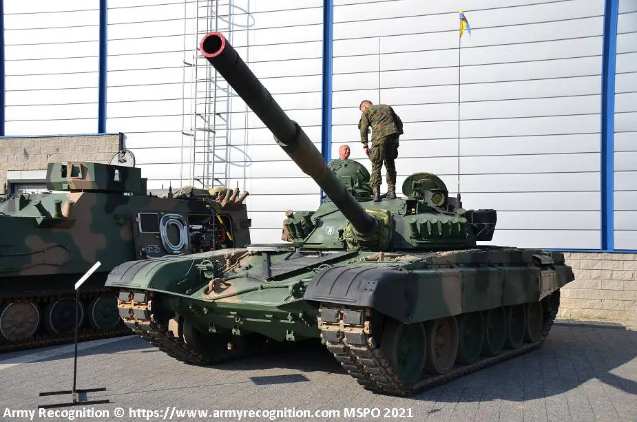 T 72M1 and T 72M1R tanks donate by Poland are now deployed by Ukrainian army 925 003