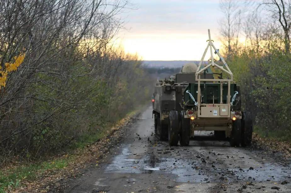 US_has_delivered_M58_Mine_Clearing_Line_Charge_MICLIC_systems_to_Ukraine_925_001.jpg