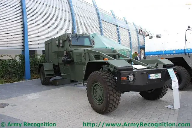 At MSPO 2011, the Polish Company AMZ presents a new mine clearing vehicle, the SHIBA. The project is implemented by a consortium of AMZ in the Military Technical Academy in Warsaw and the Military Institute of Technical Engineering of Wroclaw and in the development project, funded by the Ministry of Science and Higher Education.