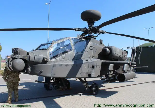 Boeing famous Apache AH 64 attack helicopter makes debuts at MSPO 2015 exhibition 640 001