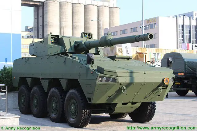 Cockerill XC-8 120mm turret CMI Defence Rosomak 8x8 armoured MSPO defense exhibition Kielce Poland 640 001