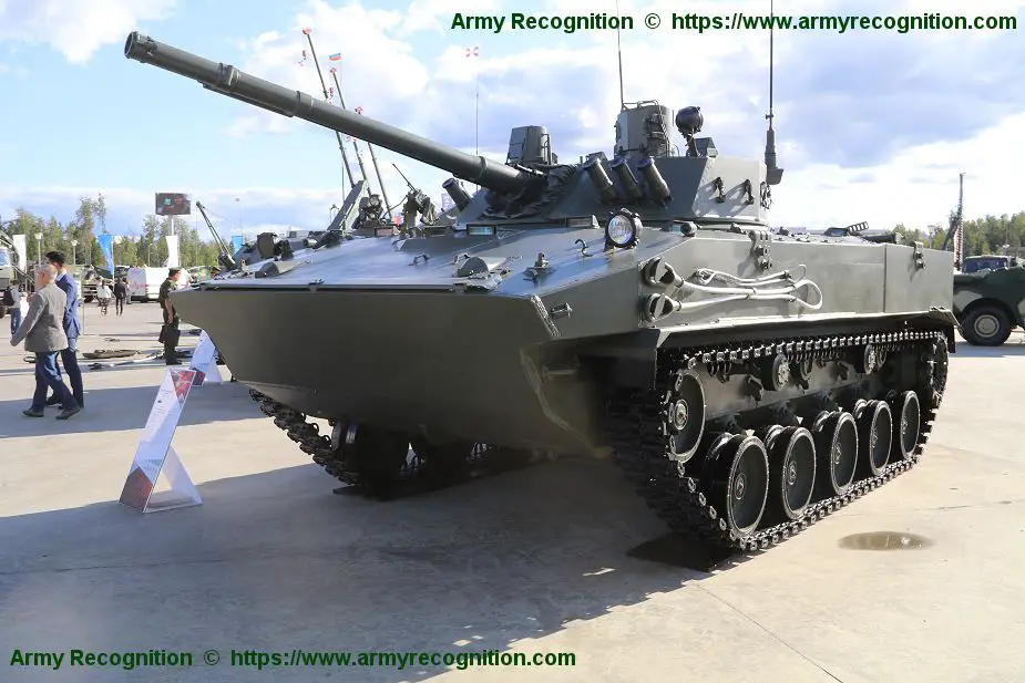 190 BMD 4M airborne IFVs and Rakushka BTR MDM APCs for Russian airborne troops 925 002