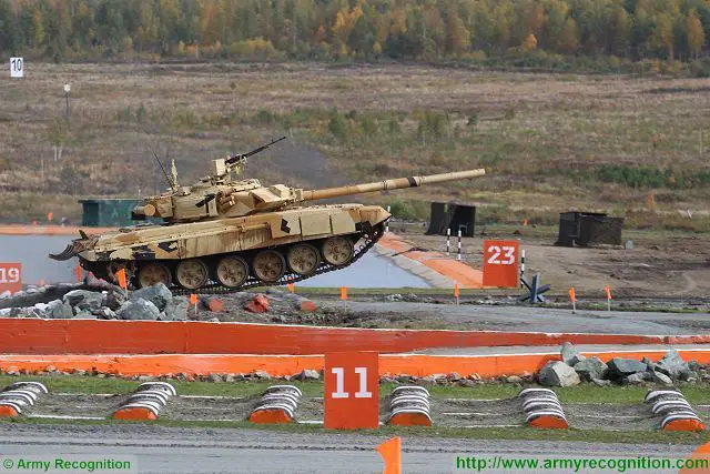 T-90 MBT main battle tank RAE Russia Arms Expo 2015 Nizhny Tagil 640 001