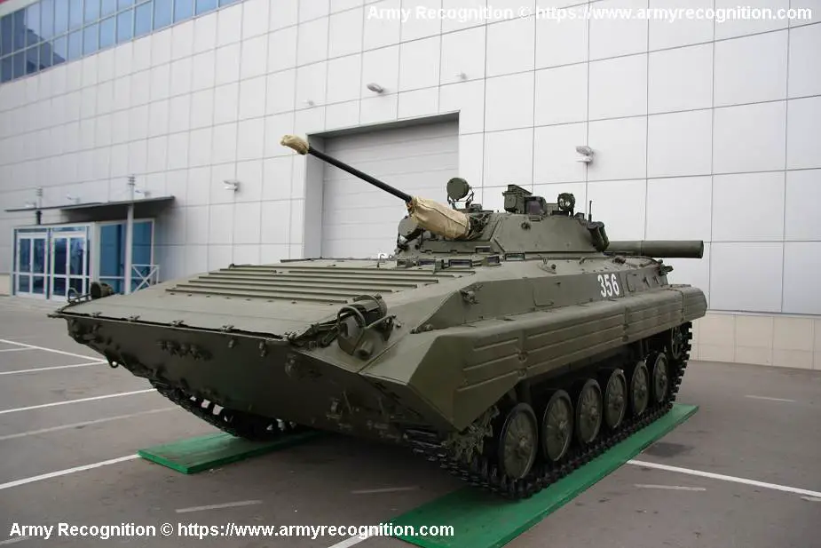 BMP 2 IFV tracked armored Infantry Fighting Vehicle Russia 925 001