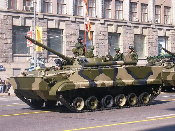 Russia delivered 17 naval infantry amphibious armored vehicles BMP-3F to the Indonesian port of Surabaya, announced Saturday November 27, 2010, by telephone a person in charge for Indonesia about the military cooperation and technique between the two countries.